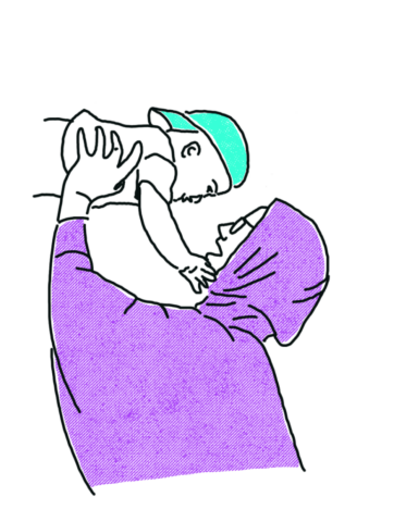 gezeichnet: Person in violettem Kapuzenpullover hält ein Kind mit türkisem Cap in die Luft